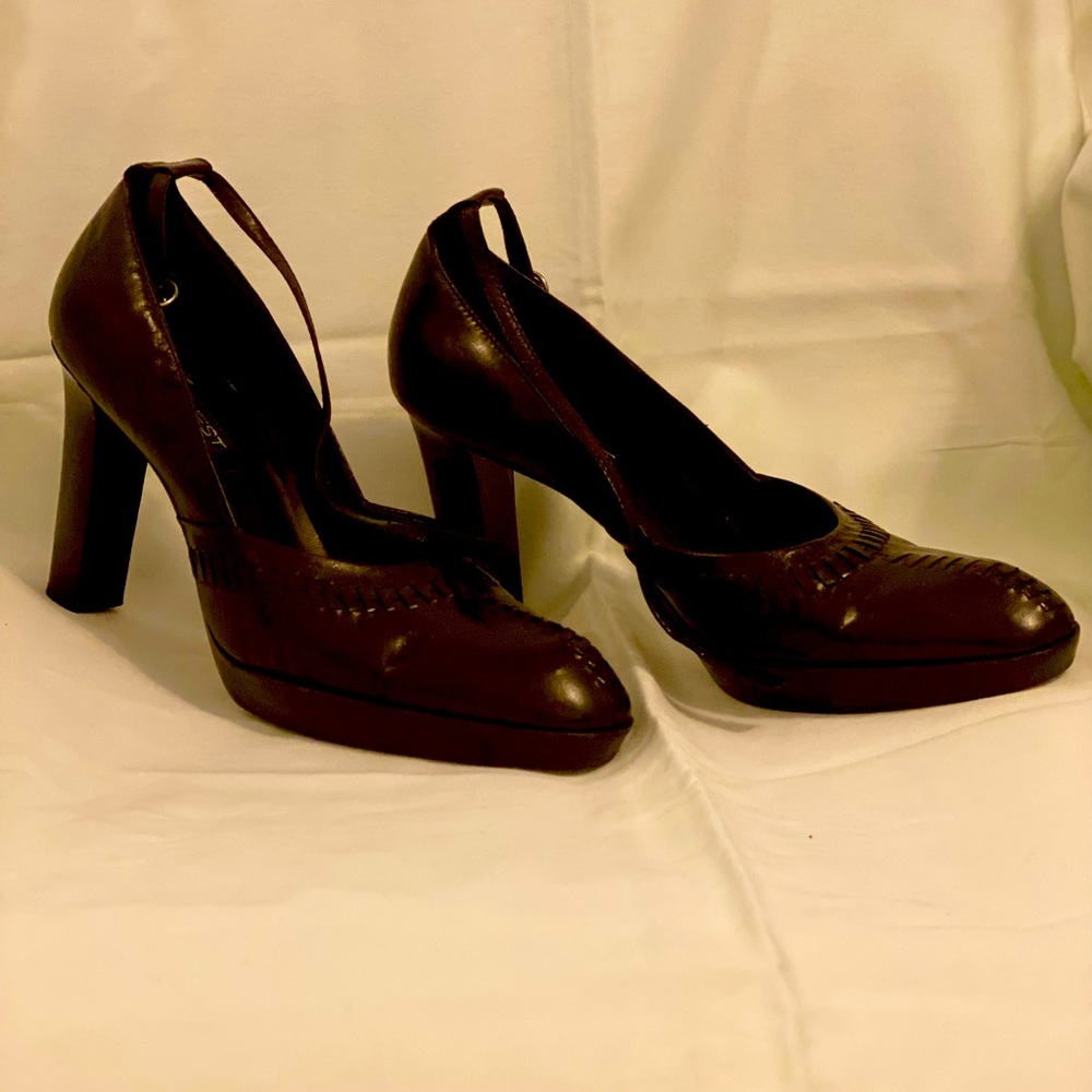Nine West black leather heels